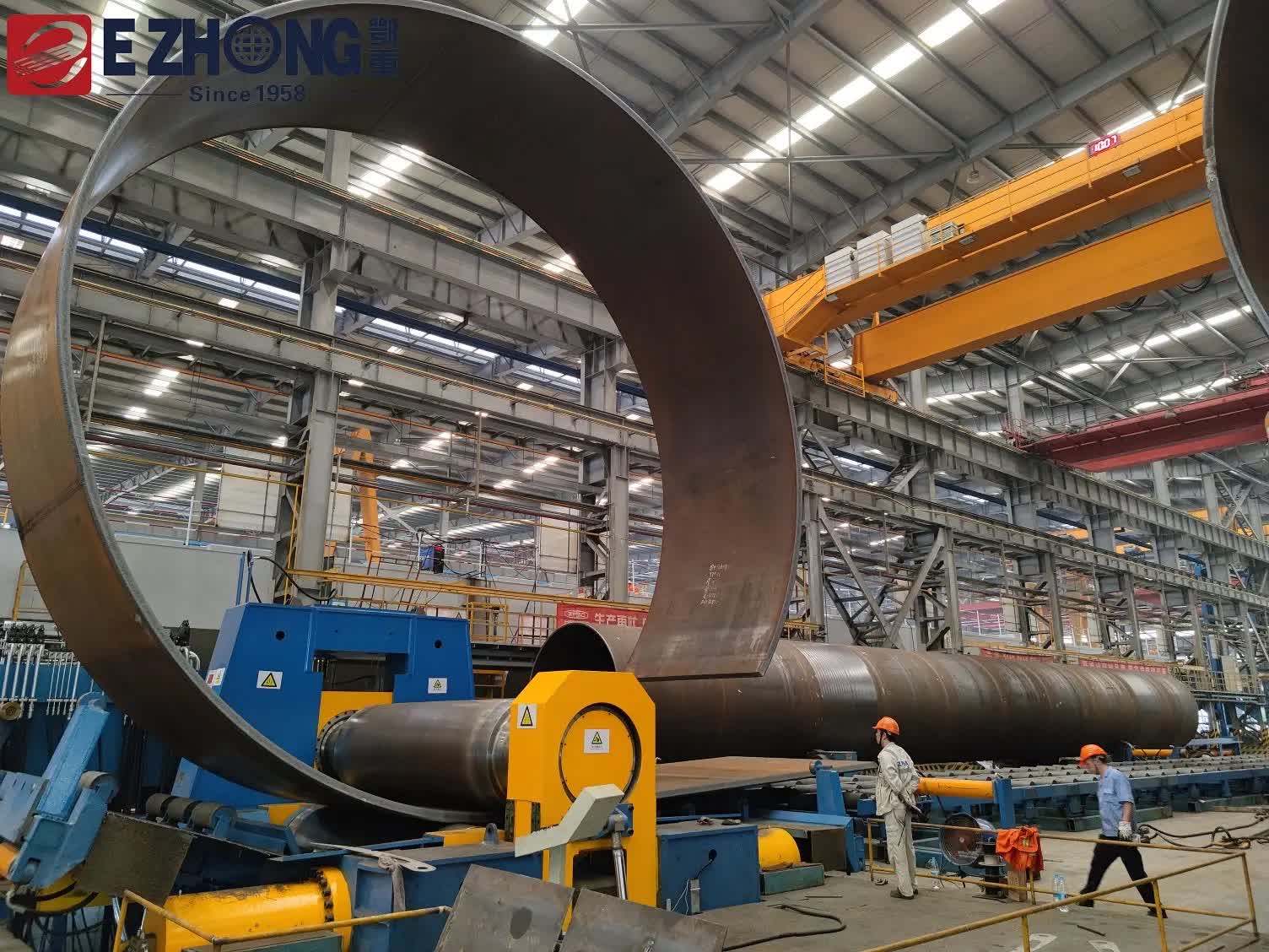 鄂重200/4500超大型全液压三辊aty爱体育·(中国)平台官方网站已投入生产！